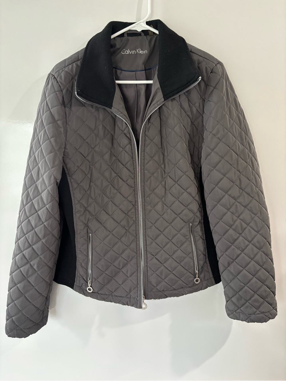 Calvin Klein Quilted Gray Zip-Front Puffer Jacket size Large